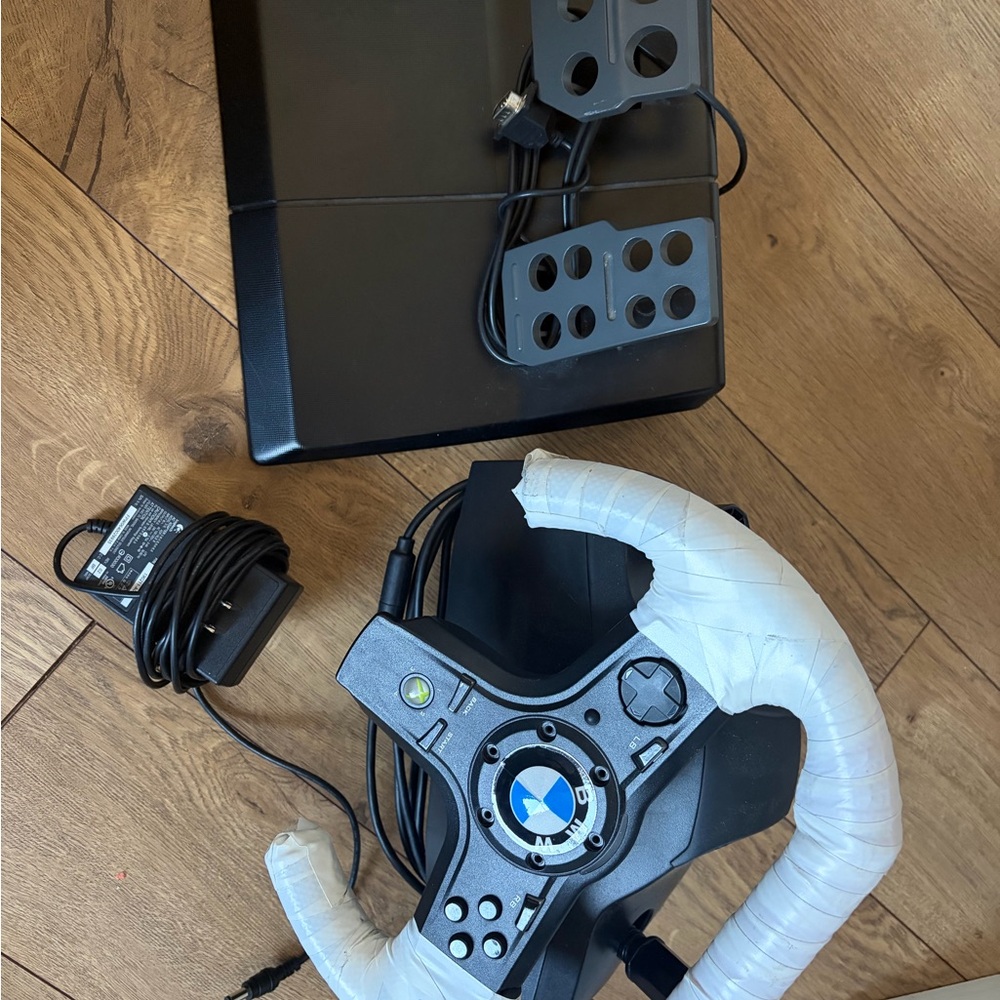XBox 360 Logitech Drive FX SIM Racing Steering Wheel & Brake Pedals